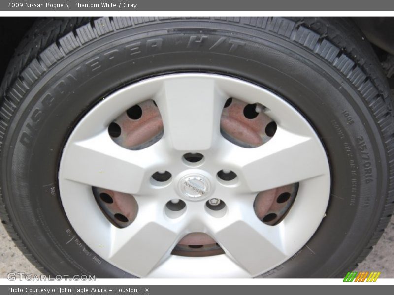 Phantom White / Gray 2009 Nissan Rogue S