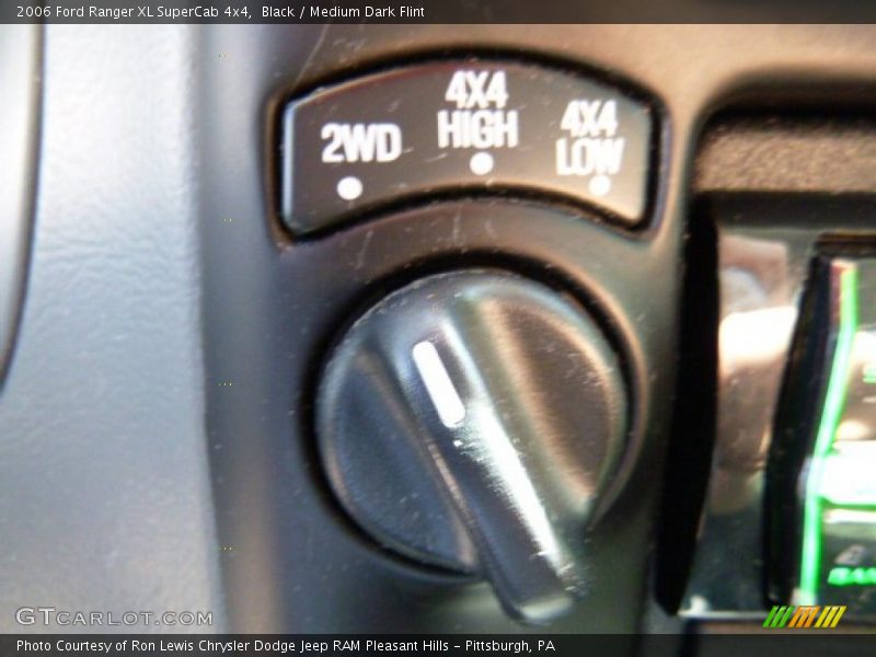 Black / Medium Dark Flint 2006 Ford Ranger XL SuperCab 4x4