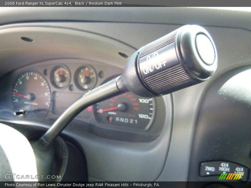 Black / Medium Dark Flint 2006 Ford Ranger XL SuperCab 4x4