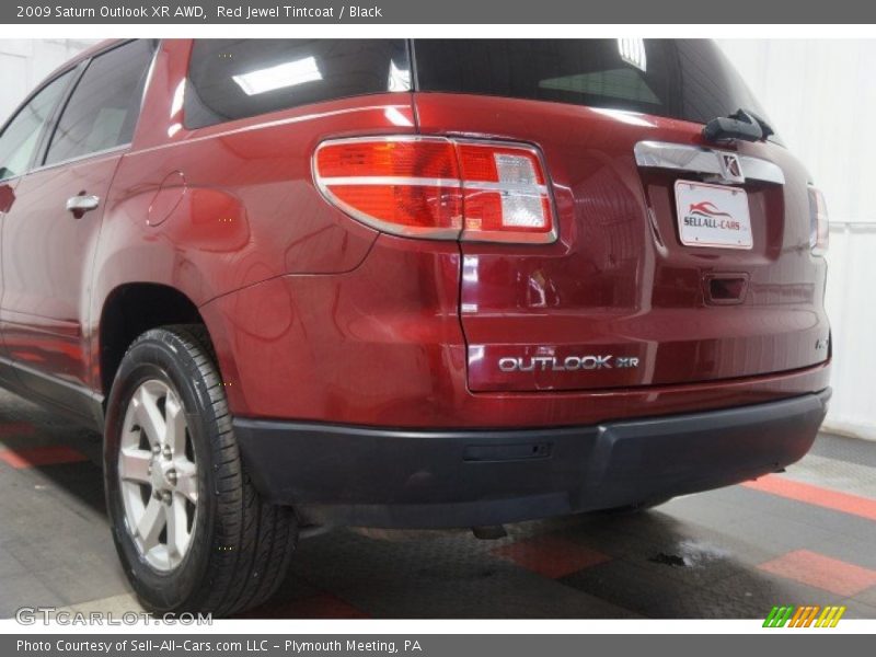 Red Jewel Tintcoat / Black 2009 Saturn Outlook XR AWD