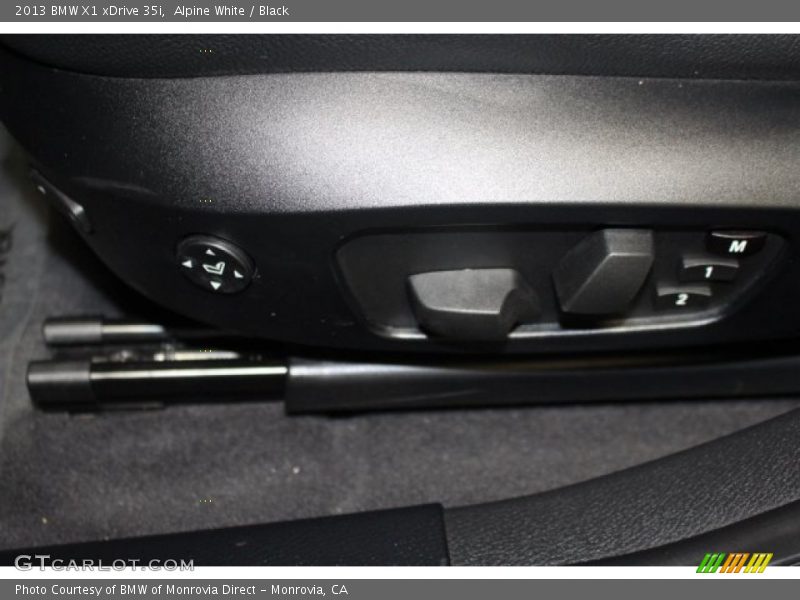 Alpine White / Black 2013 BMW X1 xDrive 35i