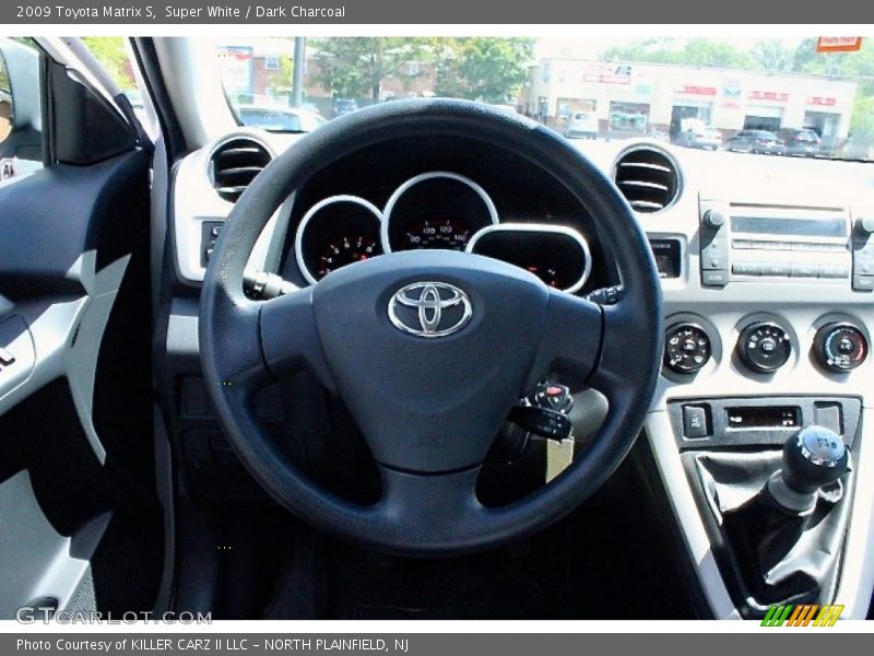 Super White / Dark Charcoal 2009 Toyota Matrix S