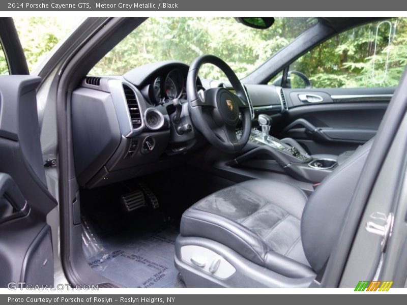 Meteor Grey Metallic / Black 2014 Porsche Cayenne GTS