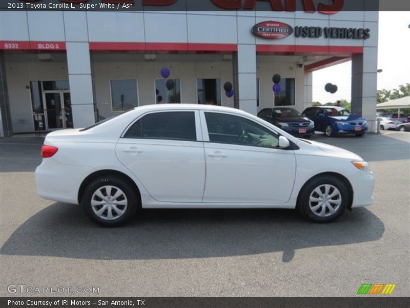 Super White / Ash 2013 Toyota Corolla L