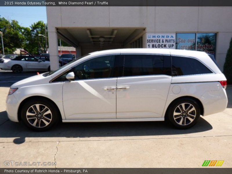 White Diamond Pearl / Truffle 2015 Honda Odyssey Touring