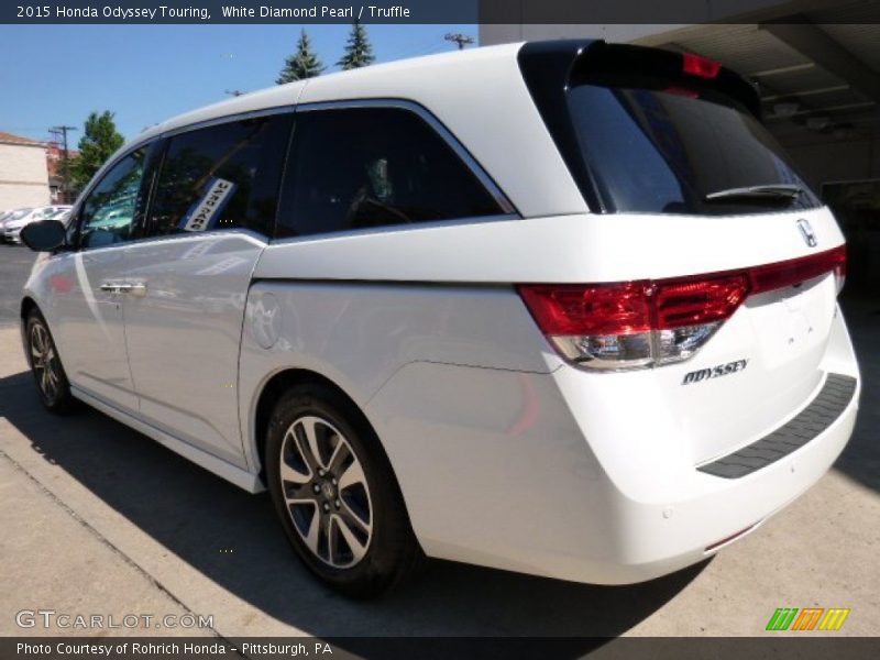 White Diamond Pearl / Truffle 2015 Honda Odyssey Touring