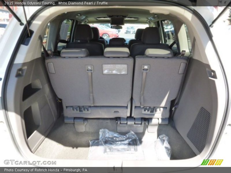 White Diamond Pearl / Truffle 2015 Honda Odyssey Touring