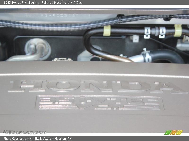Polished Metal Metallic / Gray 2013 Honda Pilot Touring