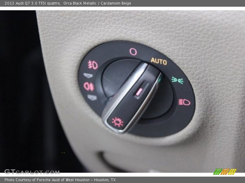 Orca Black Metallic / Cardamom Beige 2013 Audi Q7 3.0 TFSI quattro