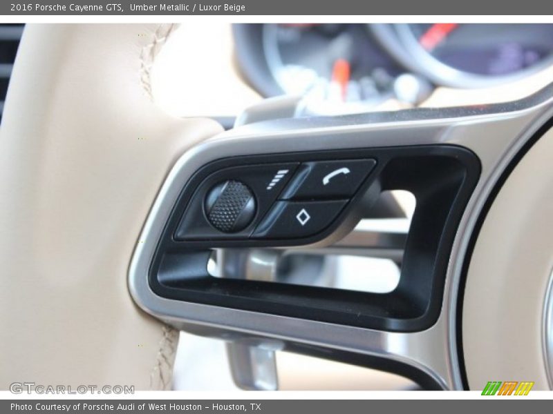 Controls of 2016 Cayenne GTS