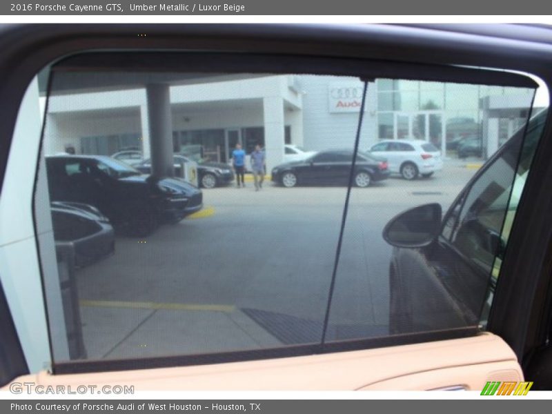 Umber Metallic / Luxor Beige 2016 Porsche Cayenne GTS