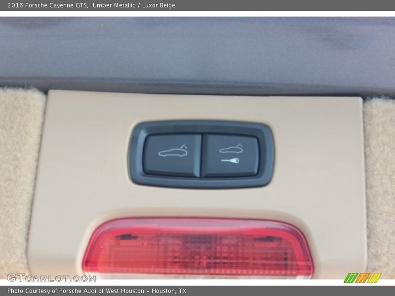 Umber Metallic / Luxor Beige 2016 Porsche Cayenne GTS