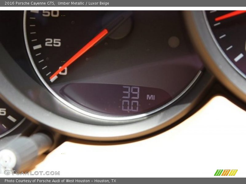 Umber Metallic / Luxor Beige 2016 Porsche Cayenne GTS