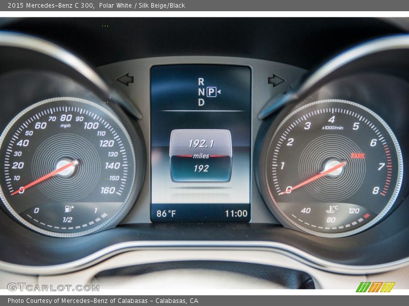 Polar White / Silk Beige/Black 2015 Mercedes-Benz C 300