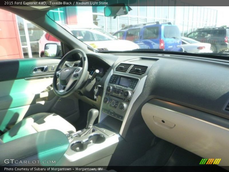 Tuxedo Black / Medium Light Stone 2015 Ford Explorer 4WD