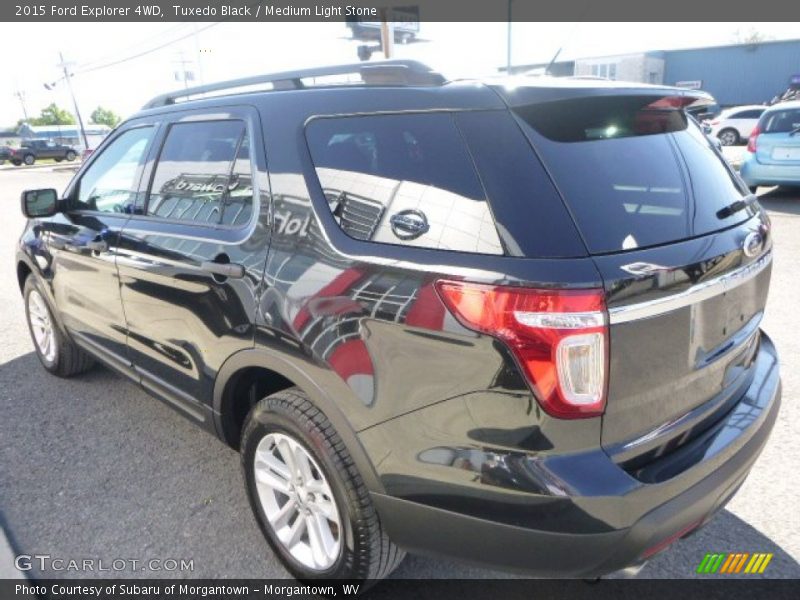 Tuxedo Black / Medium Light Stone 2015 Ford Explorer 4WD