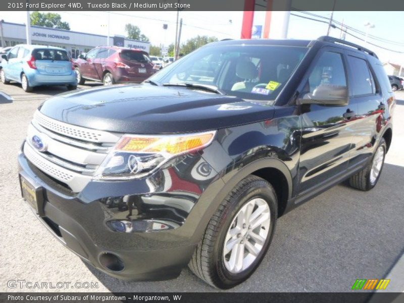 Tuxedo Black / Medium Light Stone 2015 Ford Explorer 4WD