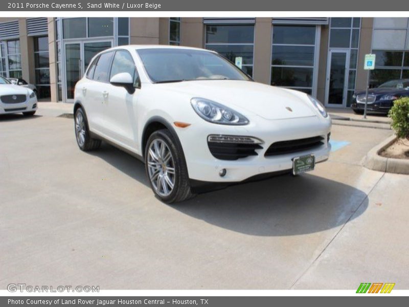 Sand White / Luxor Beige 2011 Porsche Cayenne S