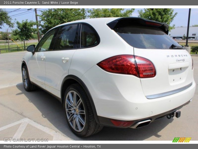 Sand White / Luxor Beige 2011 Porsche Cayenne S