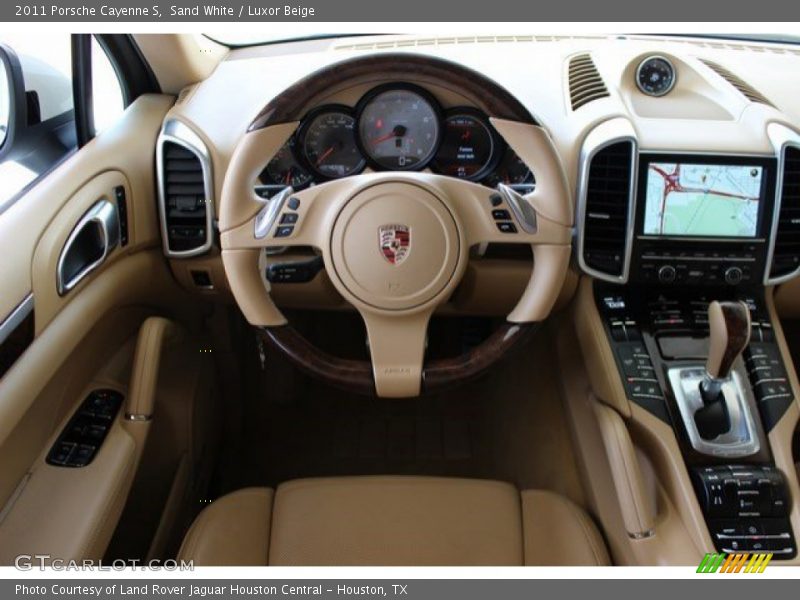 Sand White / Luxor Beige 2011 Porsche Cayenne S