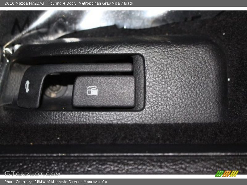 Metropolitan Gray Mica / Black 2010 Mazda MAZDA3 i Touring 4 Door
