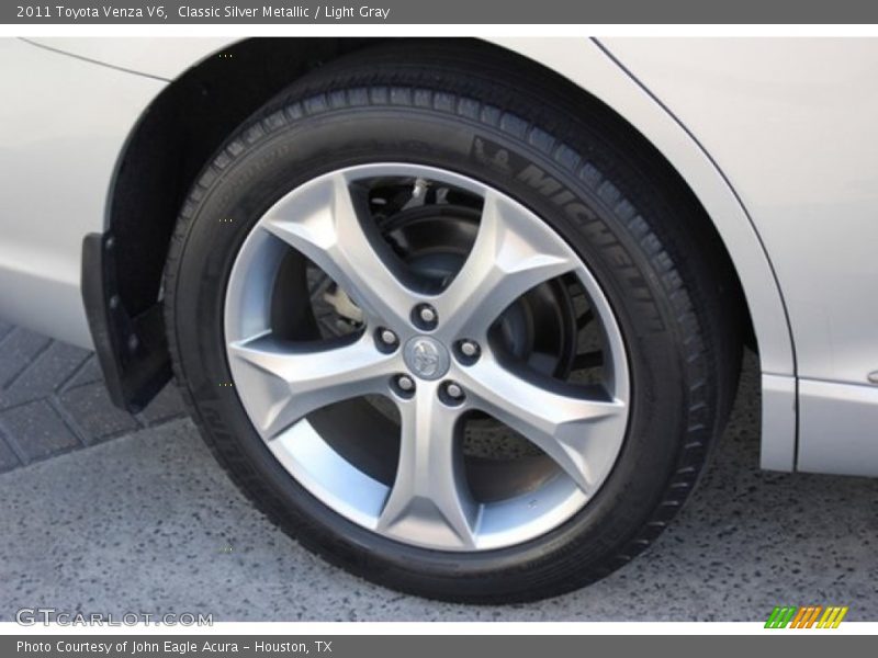 Classic Silver Metallic / Light Gray 2011 Toyota Venza V6