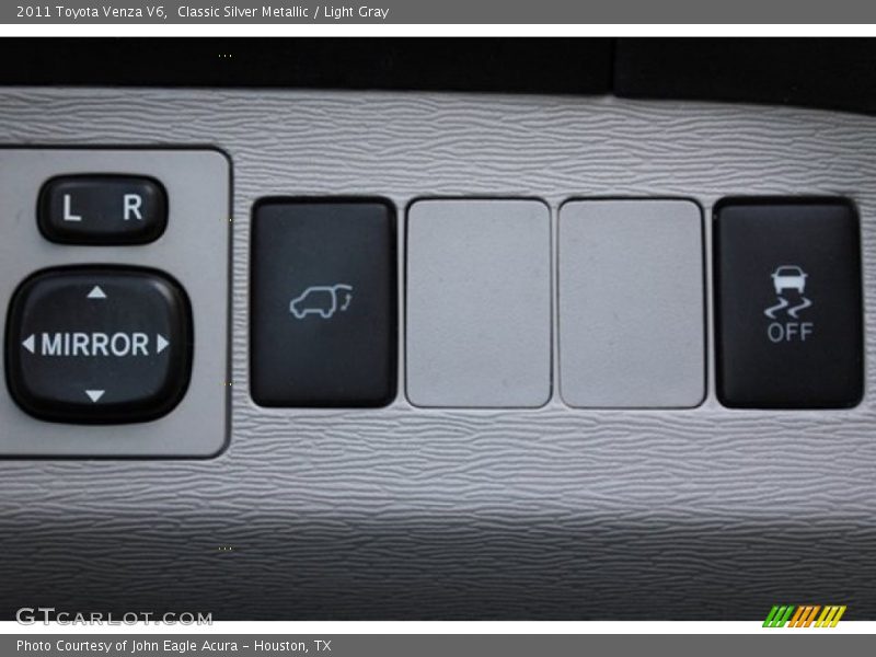 Classic Silver Metallic / Light Gray 2011 Toyota Venza V6