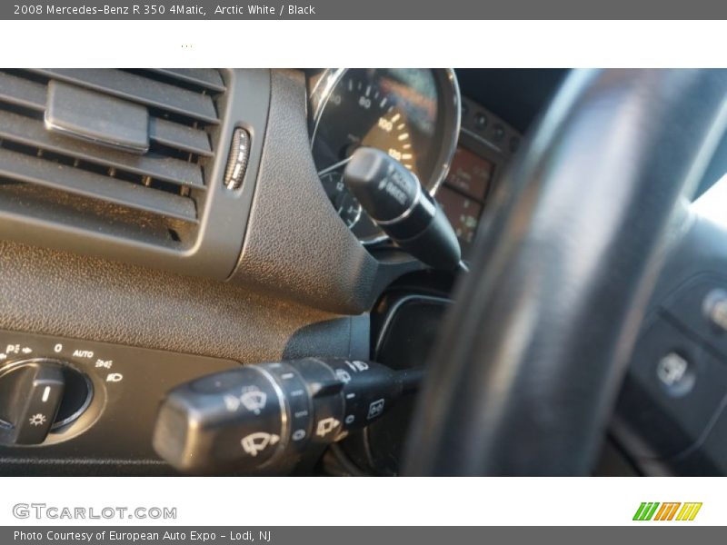 Arctic White / Black 2008 Mercedes-Benz R 350 4Matic