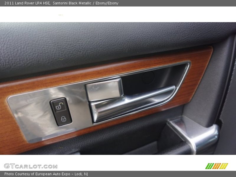 Santorini Black Metallic / Ebony/Ebony 2011 Land Rover LR4 HSE