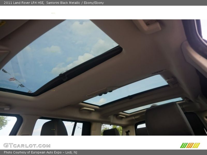 Santorini Black Metallic / Ebony/Ebony 2011 Land Rover LR4 HSE