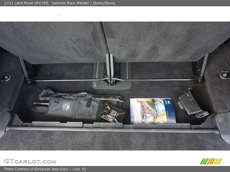 Santorini Black Metallic / Ebony/Ebony 2011 Land Rover LR4 HSE
