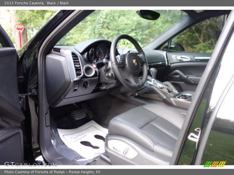 Black / Black 2013 Porsche Cayenne