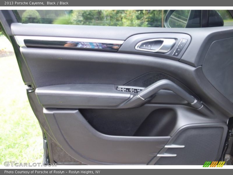 Black / Black 2013 Porsche Cayenne
