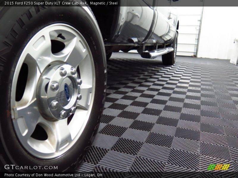 Magnetic / Steel 2015 Ford F250 Super Duty XLT Crew Cab 4x4