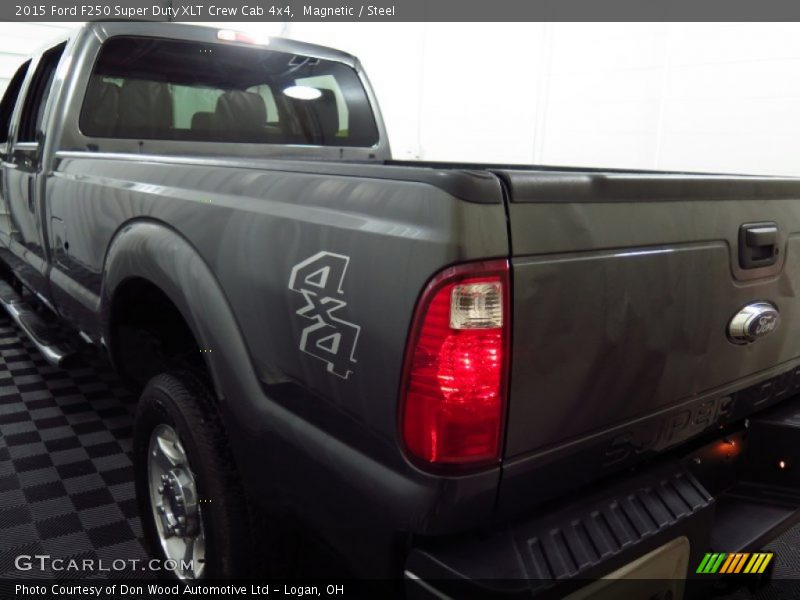 Magnetic / Steel 2015 Ford F250 Super Duty XLT Crew Cab 4x4
