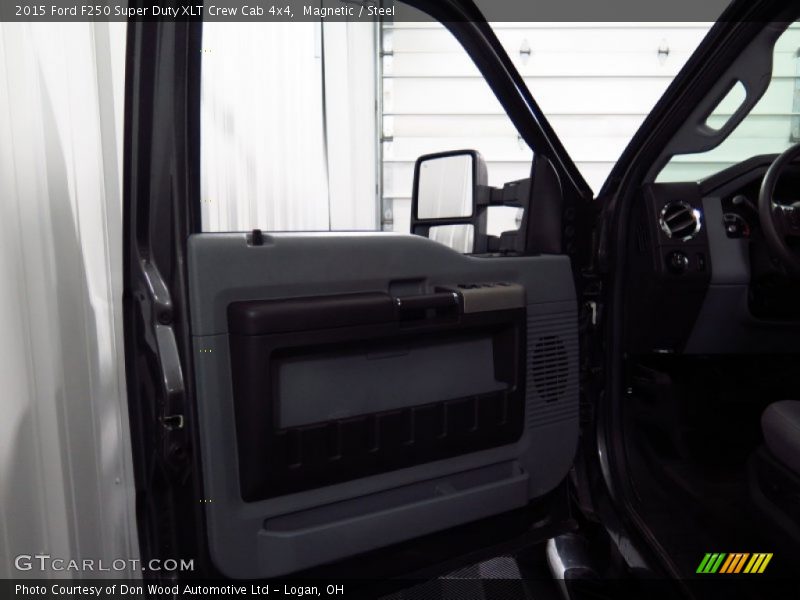 Magnetic / Steel 2015 Ford F250 Super Duty XLT Crew Cab 4x4
