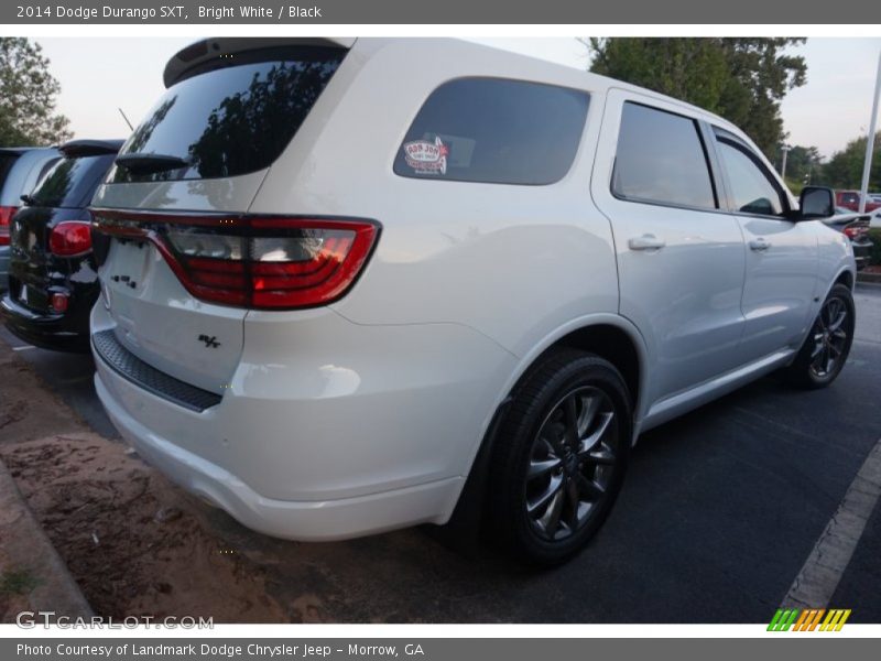 Bright White / Black 2014 Dodge Durango SXT