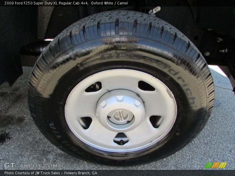 Oxford White / Camel 2009 Ford F250 Super Duty XL Regular Cab 4x4