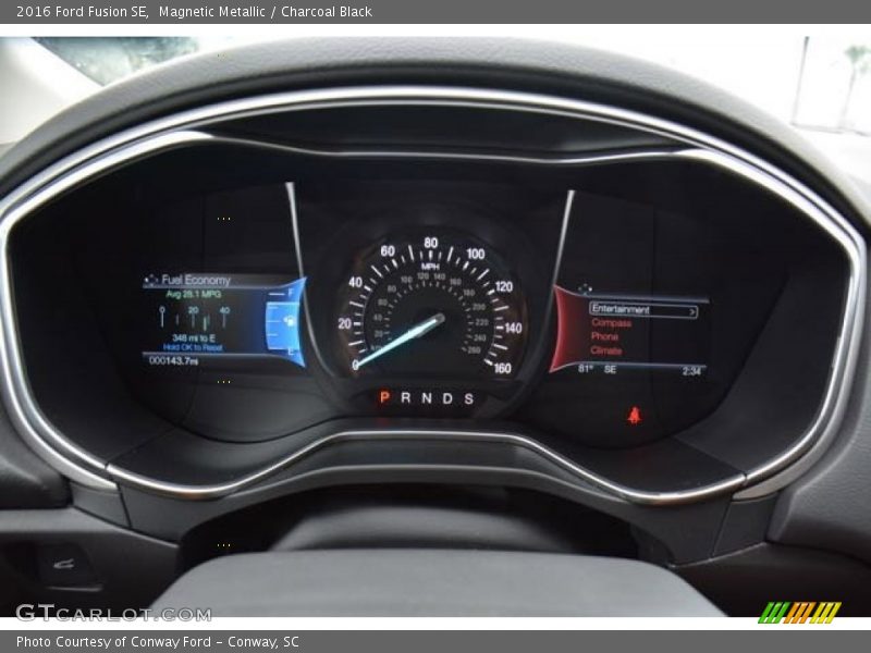 Magnetic Metallic / Charcoal Black 2016 Ford Fusion SE
