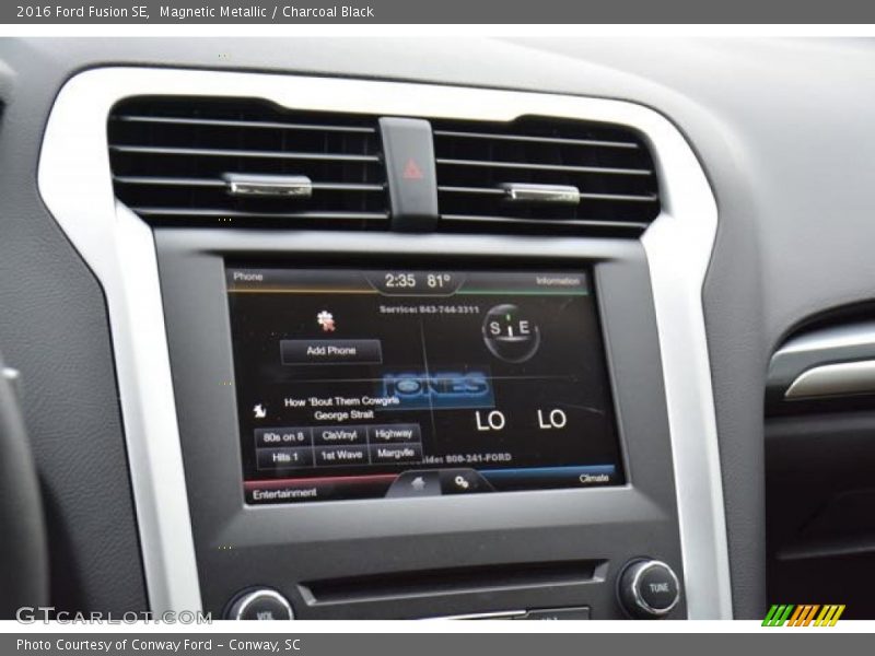 Magnetic Metallic / Charcoal Black 2016 Ford Fusion SE