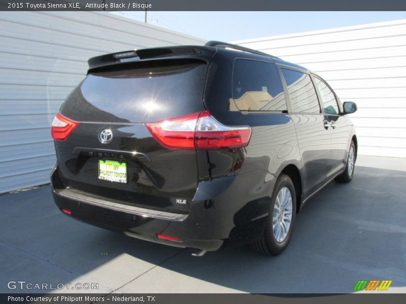 Attitude Black / Bisque 2015 Toyota Sienna XLE