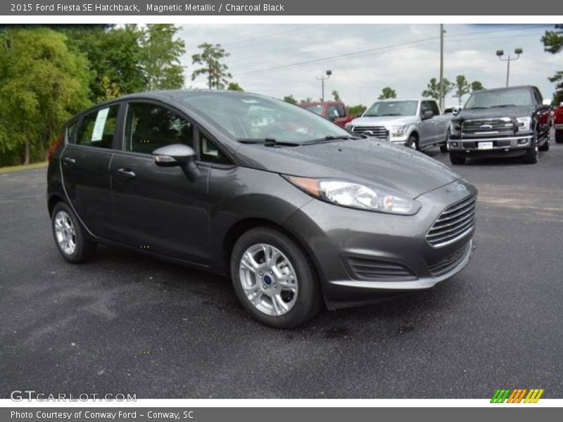 Magnetic Metallic / Charcoal Black 2015 Ford Fiesta SE Hatchback