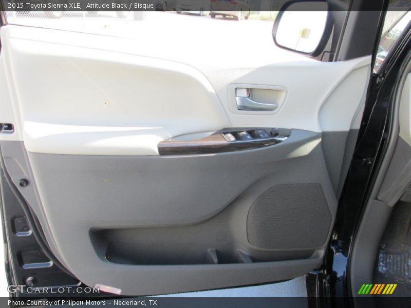 Attitude Black / Bisque 2015 Toyota Sienna XLE