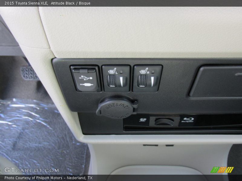 Attitude Black / Bisque 2015 Toyota Sienna XLE