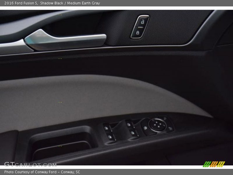 Shadow Black / Medium Earth Gray 2016 Ford Fusion S