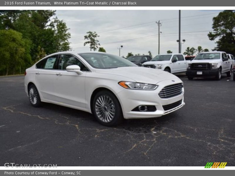 White Platinum Tri-Coat Metallic / Charcoal Black 2016 Ford Fusion Titanium