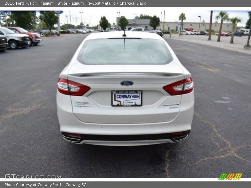 White Platinum Tri-Coat Metallic / Charcoal Black 2016 Ford Fusion Titanium
