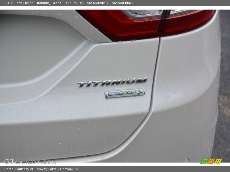 White Platinum Tri-Coat Metallic / Charcoal Black 2016 Ford Fusion Titanium