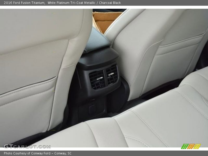 White Platinum Tri-Coat Metallic / Charcoal Black 2016 Ford Fusion Titanium