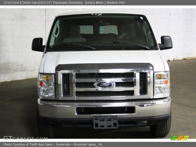 Oxford White / Medium Flint 2010 Ford E Series Van E350 XLT Passenger Extended